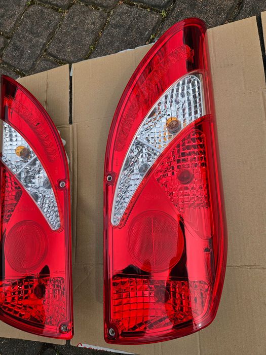 Tylna lampa kamper Jokon prawa i lewa -Komplet