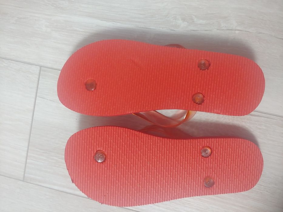 Вєтнамки, шльопанці, тапочки
