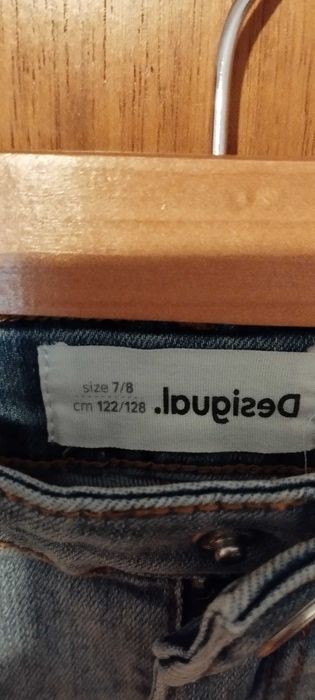 Saia de ganga bordada da Desigual - em muito bom estado