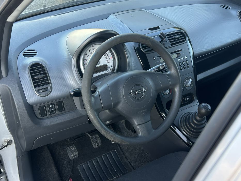 Opel Agila 1.0 ( motor suzuki)