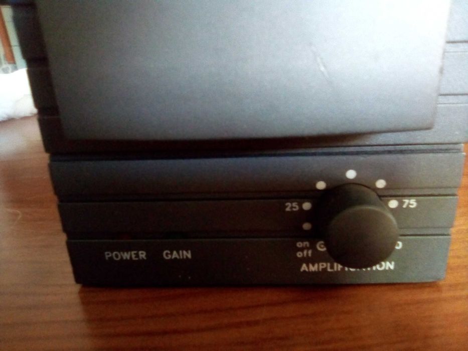 FM-UHF-VHF Antenna and Signal Amplifier64297766649986122