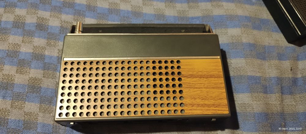 Радио приёмник Telefunken NT 305.Unitra