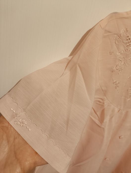 2 Camisas de noite e 1 robe