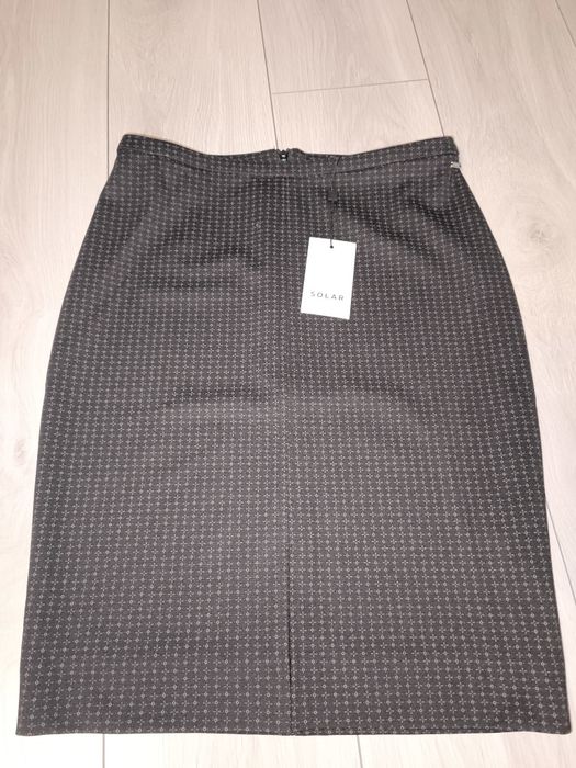 Elegancka spódnica Solar, nowa