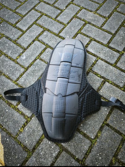Proteção costas - Dainese