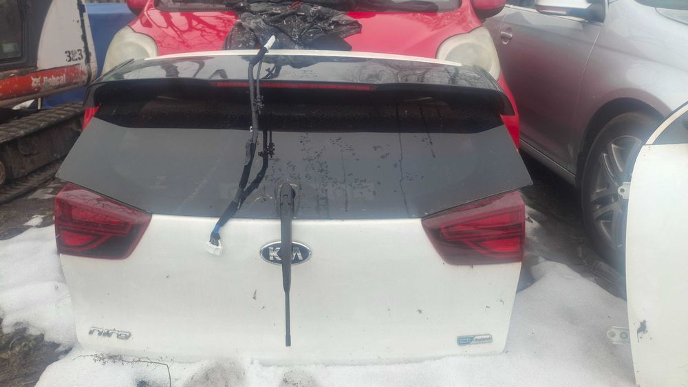 Klapa bagaznika kia niro