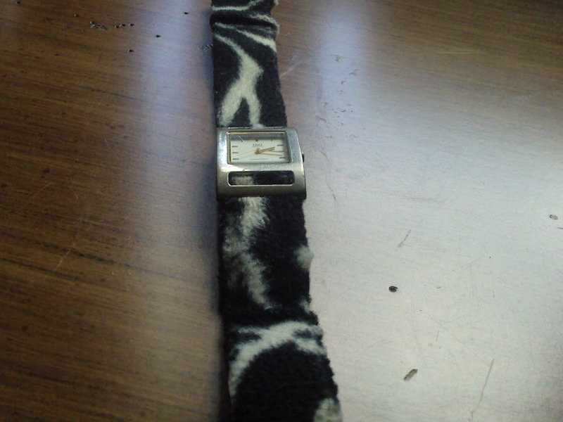 Наручные часы "QэндQ", кварцевые, Япония, б/у