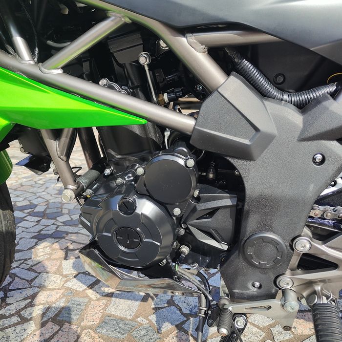 Kawasaki z250SL 20kw 2016