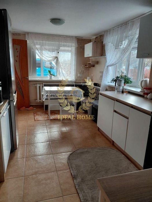 Продам будинок з 4 кімнатами Поло́ги — село в Україні, у Білоцерківськ