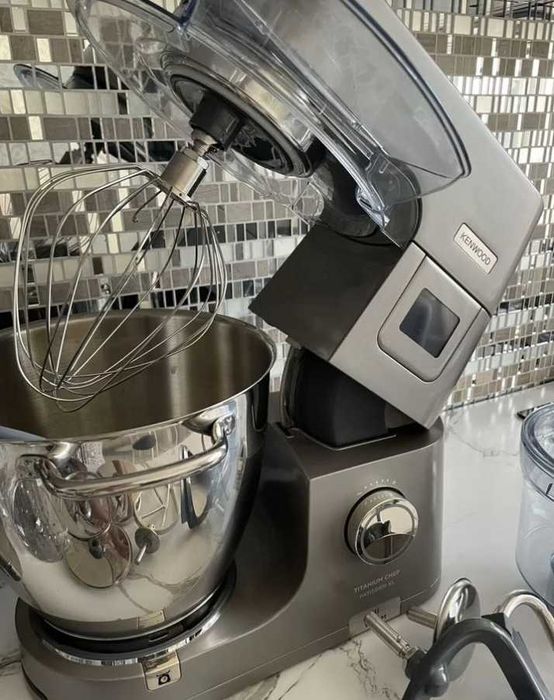 Кухонная машина kenwood chef patissier XL