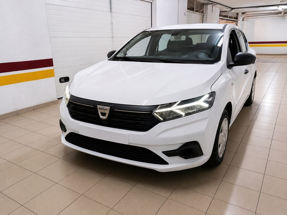 Dacia Sandero branco