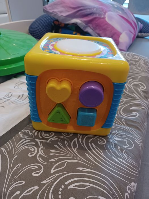Zabawka edukacyjna,dźwięki, sorter.