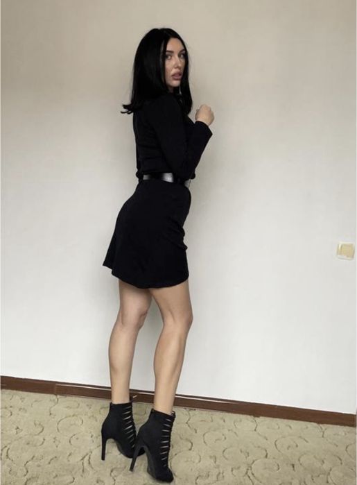 Чорна тепла сукня на запах, ангора