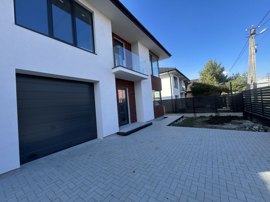 Продаж СУЧАСНОГО  ОСОБНЯКА  з ГАРАЖЕМ  та власною ділянкою 5 соток