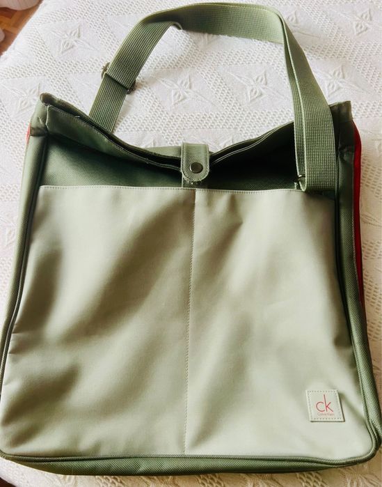 Saco tira colo da marca CK cor cinza