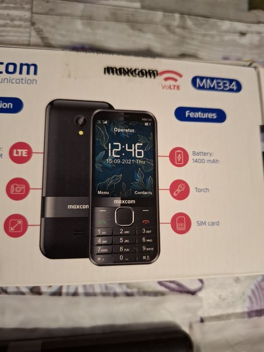 Telefon MAXCOM MM 334