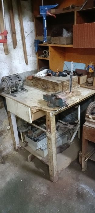 ferramentas e máquinas de carpintaria