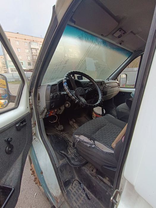 Газель з довгою базою
