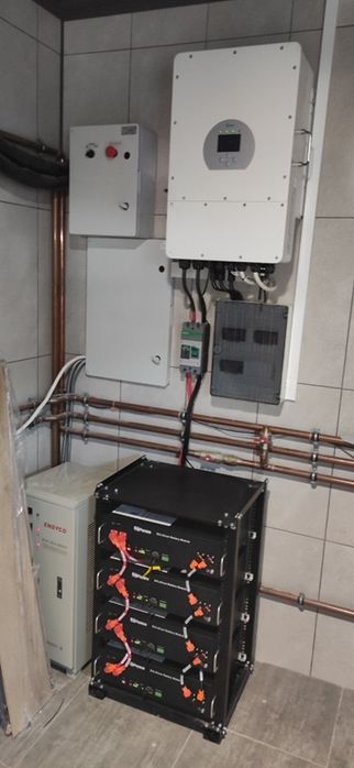 Deye монтаж сонячних панелей , сонячнi панелі станцій сес iнвертор