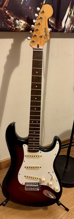 Squier CV Classic Vibe 60s Strat 3-SB - com muitos Upgrades Fender