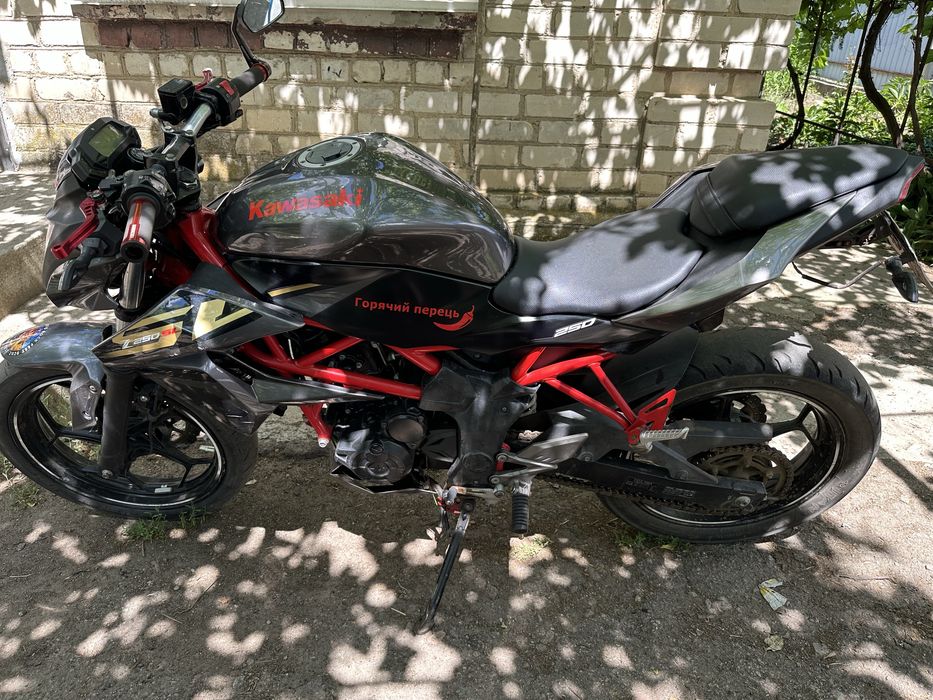 Продам Kawasaki Z250Sl