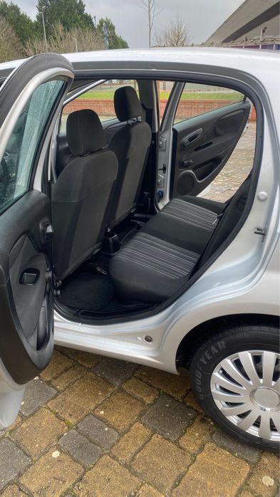 Fiat Punto Evo 1.2 gasolina full extras de 2011