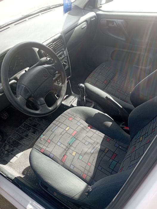 Vendo pólo 99.   350€