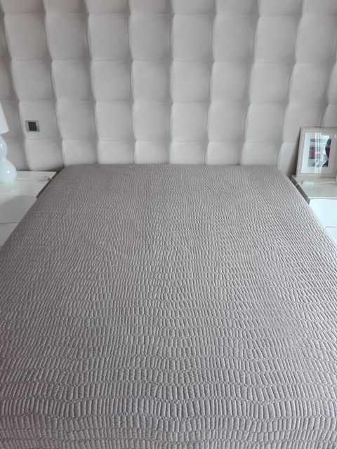 Edredão acetinado Zara Home