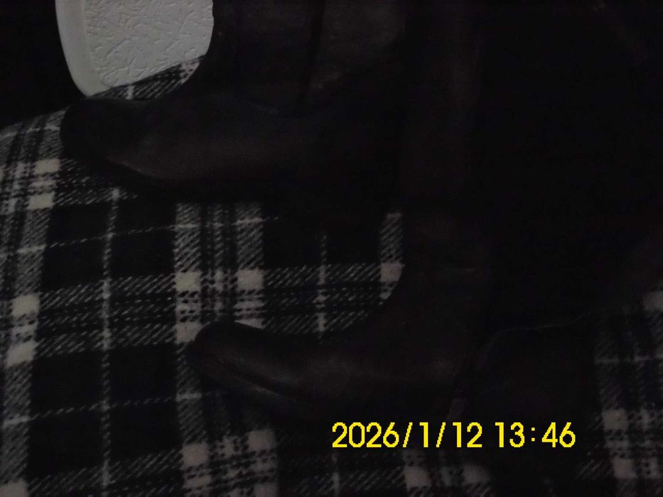 botas em pele, forradas em pelo - quentinhas