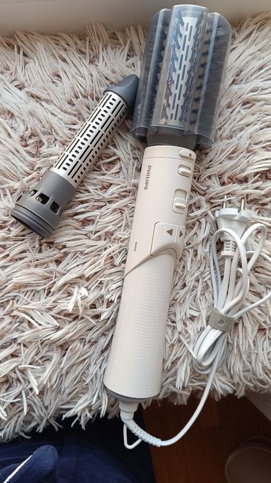Фен-щітка Philips BHA710/00