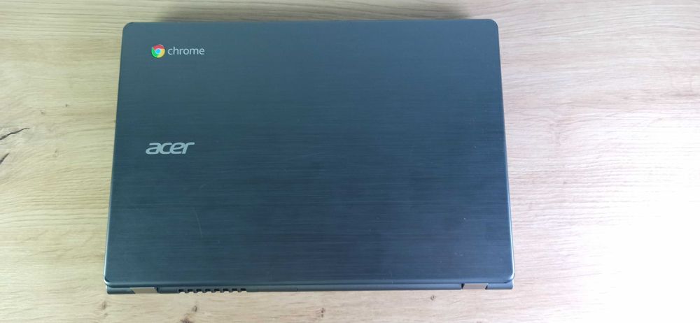 Chromebook Acer C740 — 128GB SSD / до 7 часов работы от батареи