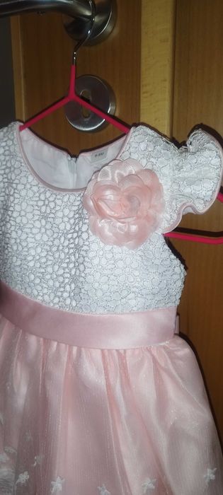 Vestidos de bebé menina novos