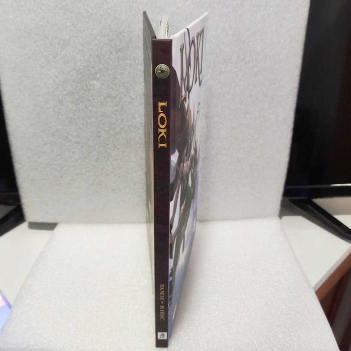 Livro Loki capa dura