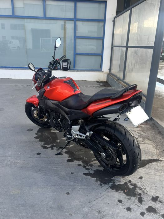 Suzuki GSR 600