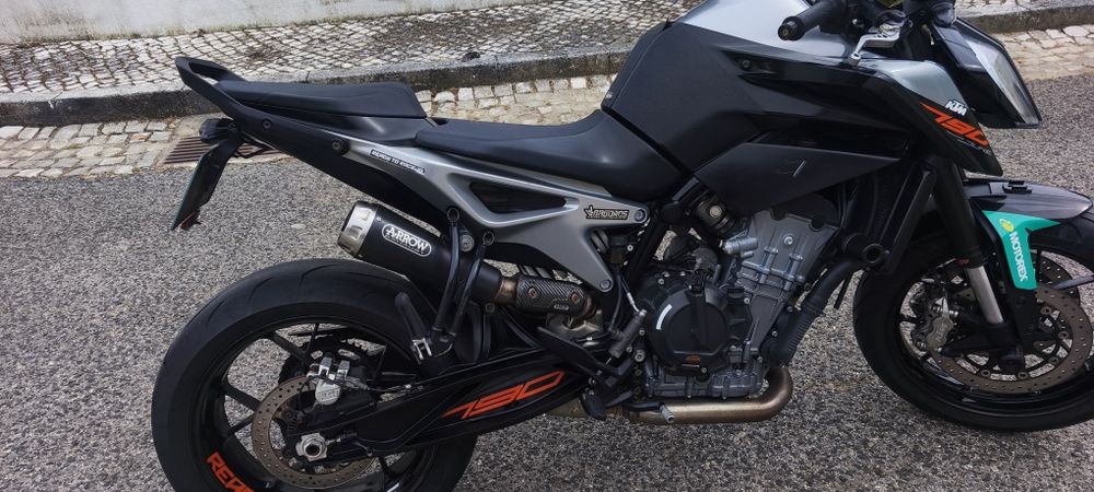 KTM duke 790 2019  carta A2 deslimitada