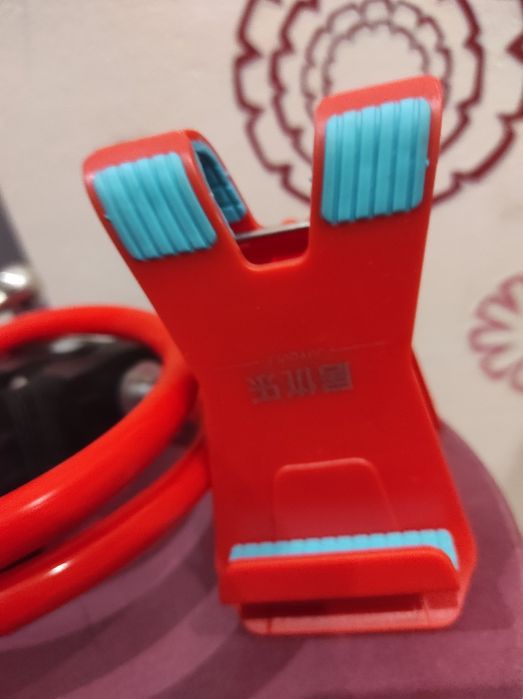 Тримач для телефону