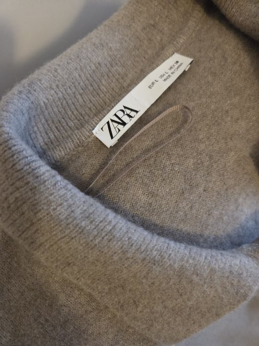 Довга тепла сукня Zara на ґудзиках