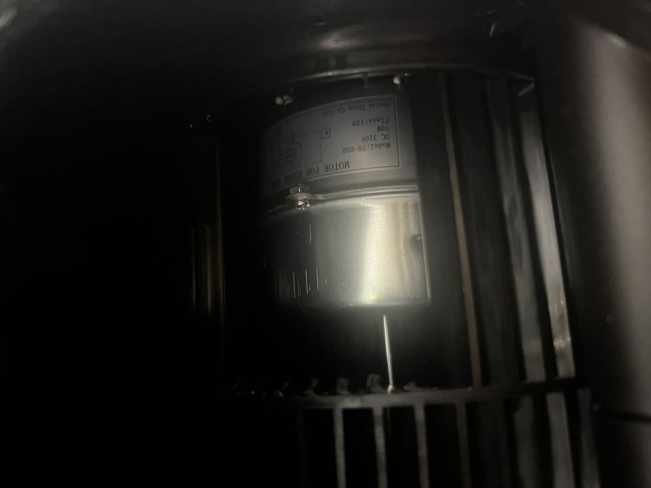 Кухонна витяжка Klarstein High Line Eco 90см.