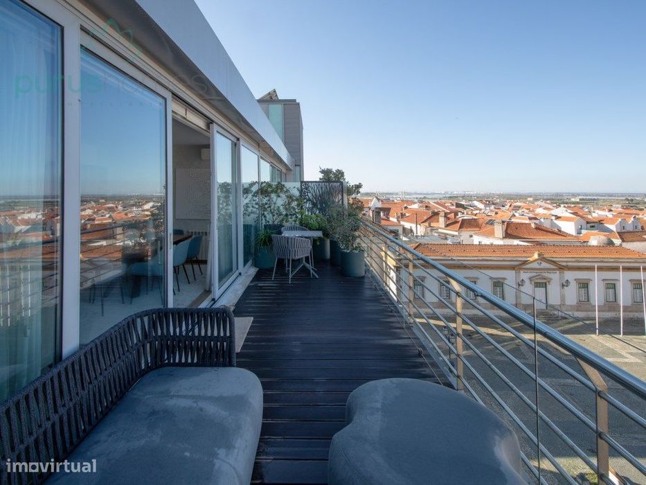 Apartamento T4 Dúplex na Zona Histórica de Aveiro
