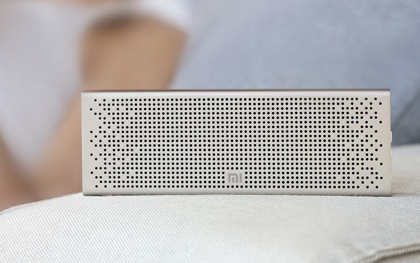 Портальна акустична колонка Xiaomi Mi Bluetooth Speaker Gold