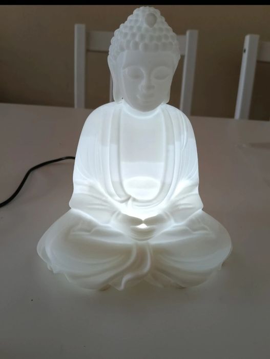Luminária Buda iluminado