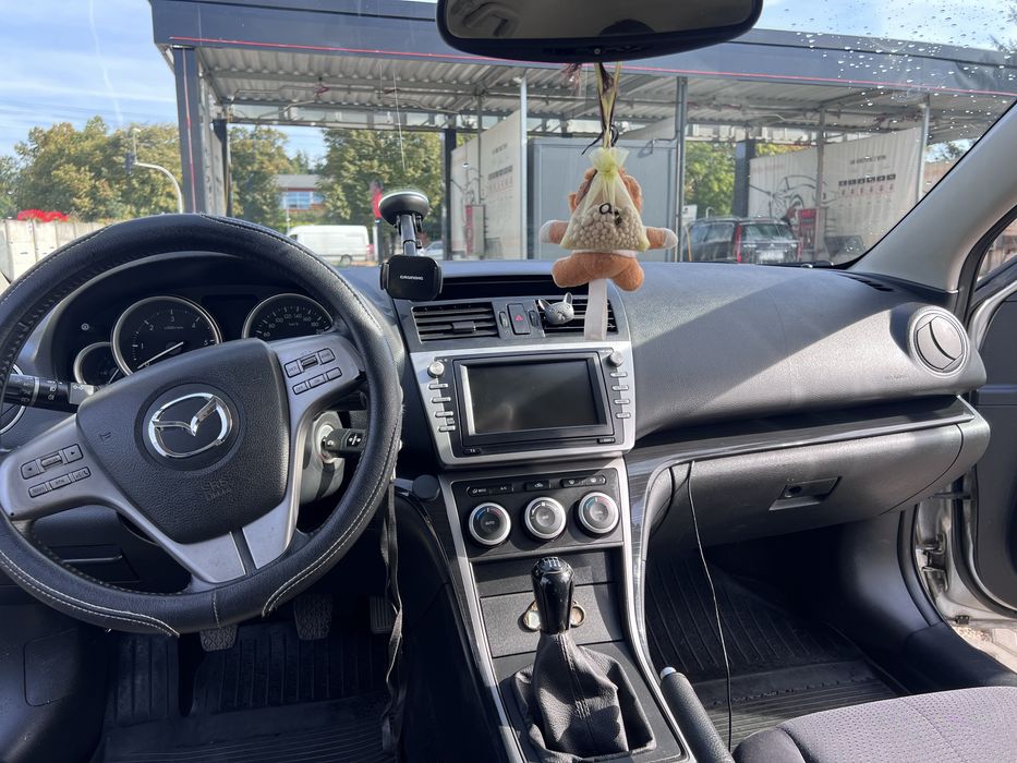 Продається mazda 6