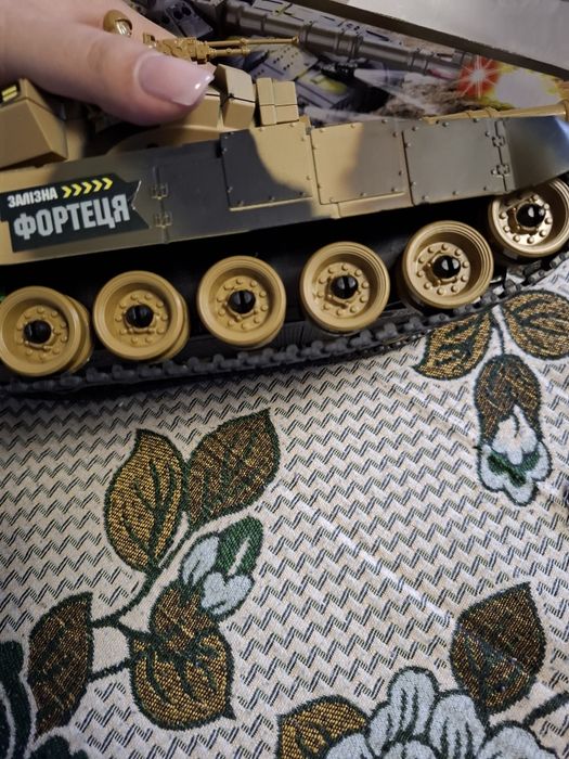 Танк на радіокеруванні