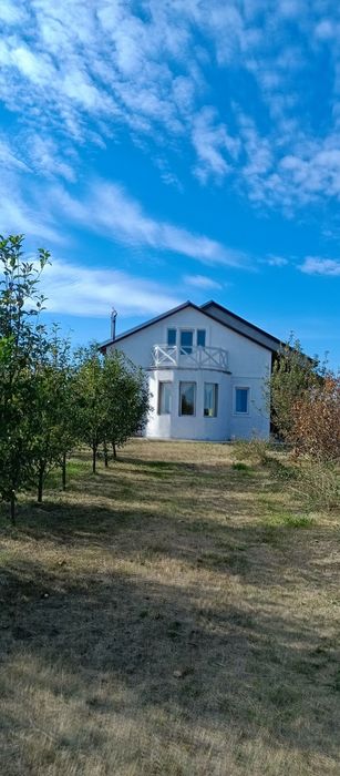 Продам будинок  терміново, торг.