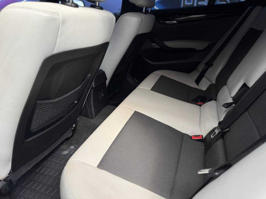 BMW X1 2011, 2.0 дизель, автомат, полный привод