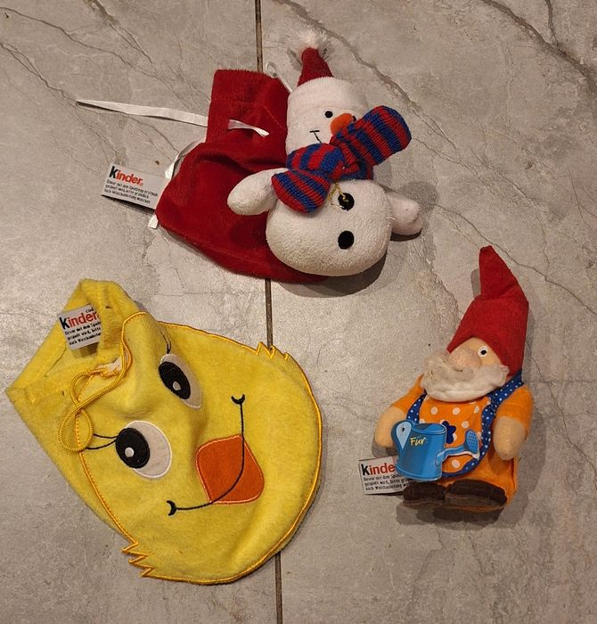 Zabawki maskotki  kolekcja kinder