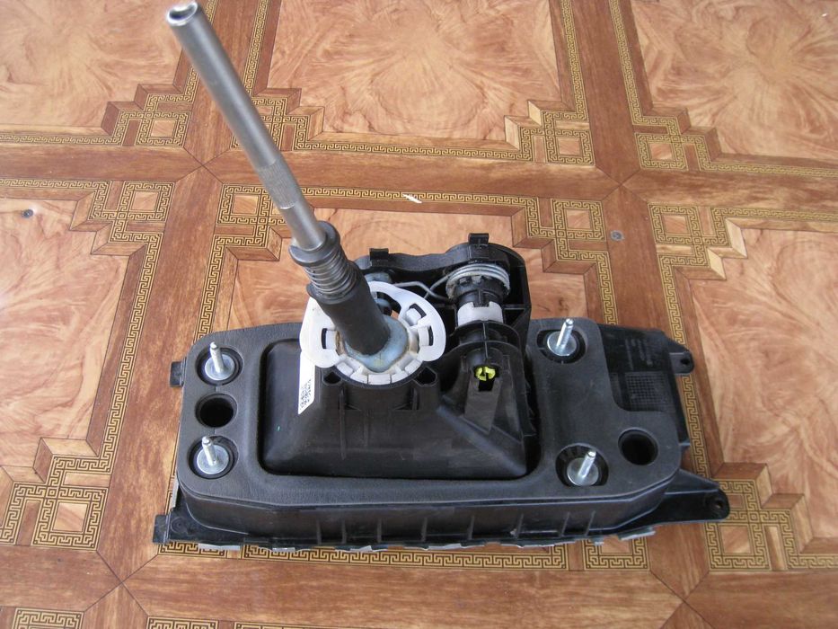 механизм переключения передач 5q0 711 049 ap gs15  (  VAG)