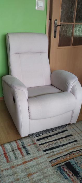 Zestaw wypoczynkowy Agata Meble ROSSO – sofa 3-osobowa + fotel