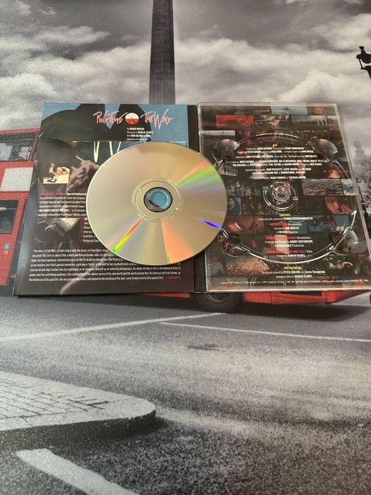 Продам DVD диск Pink Floyd!