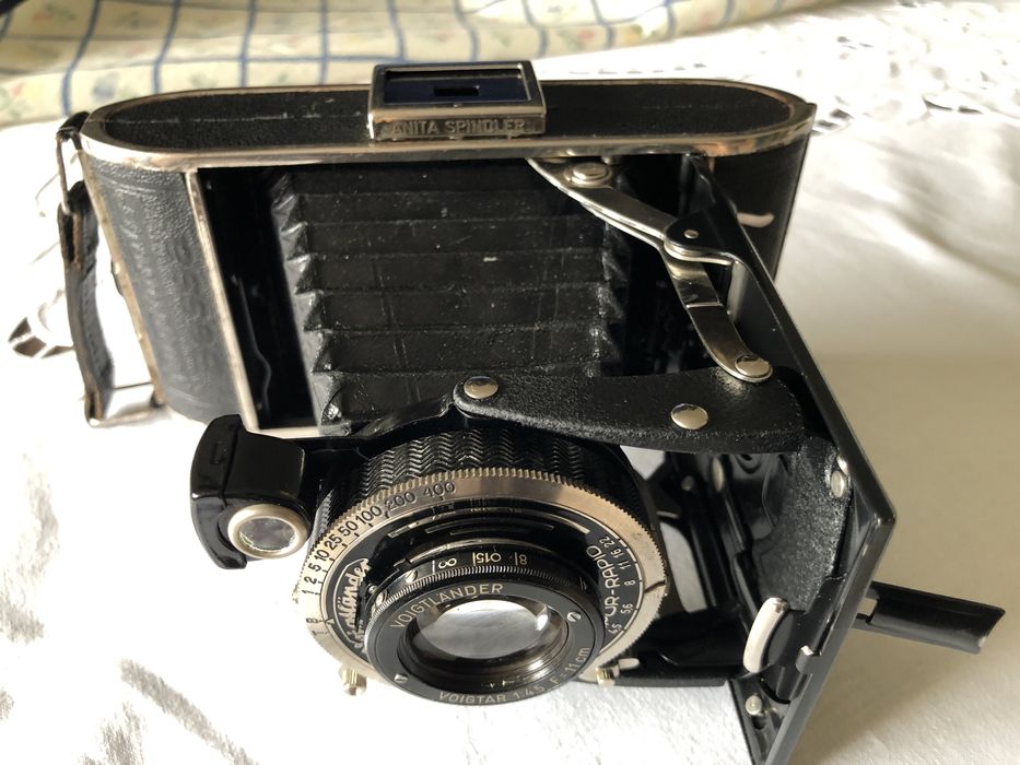 Vendo Voigtlander Bessa 6x9 ( com CLA feito )